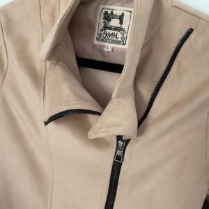 JAASE Faux Suede Fringe Moto Jacket - This Season’s Chicest Accessory!